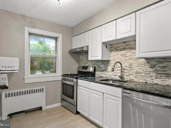 114 Cherry Parke Unit E, Cherry Hill, NJ 08002