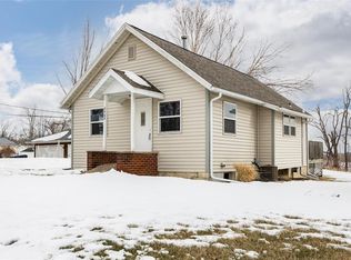 3325 Southland St SW, Cedar Rapids, IA 52404