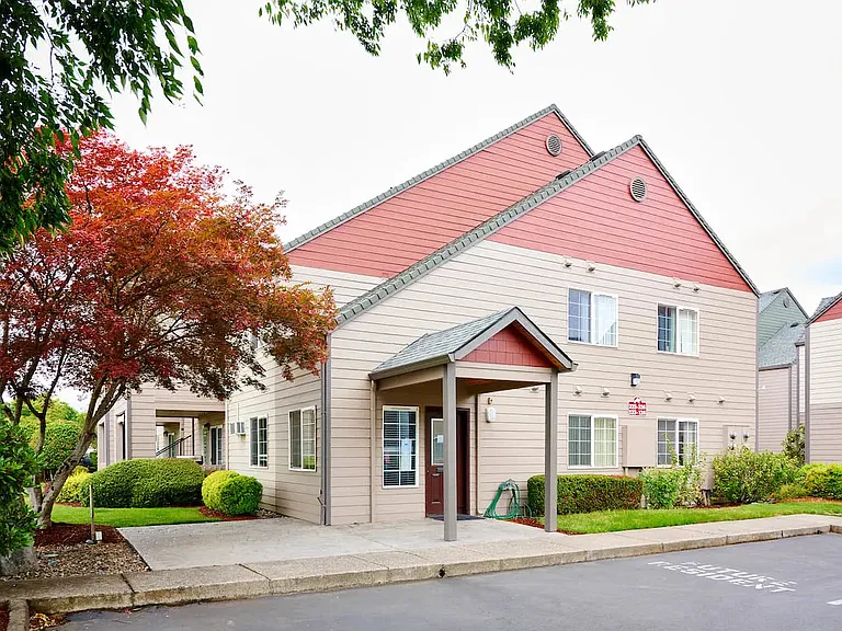 Devonwood & First Place — Photo 2