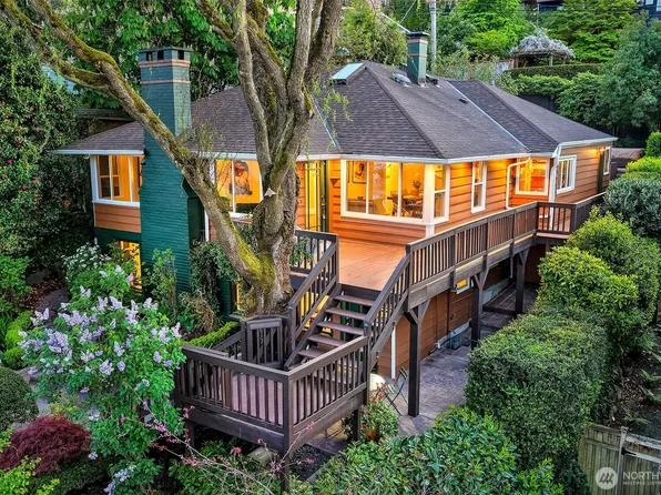 2613 Boyer Avenue E, Seattle, WA 98102