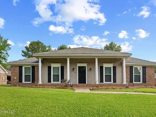 1035 N Azalea Dr, Madison, MS 39110