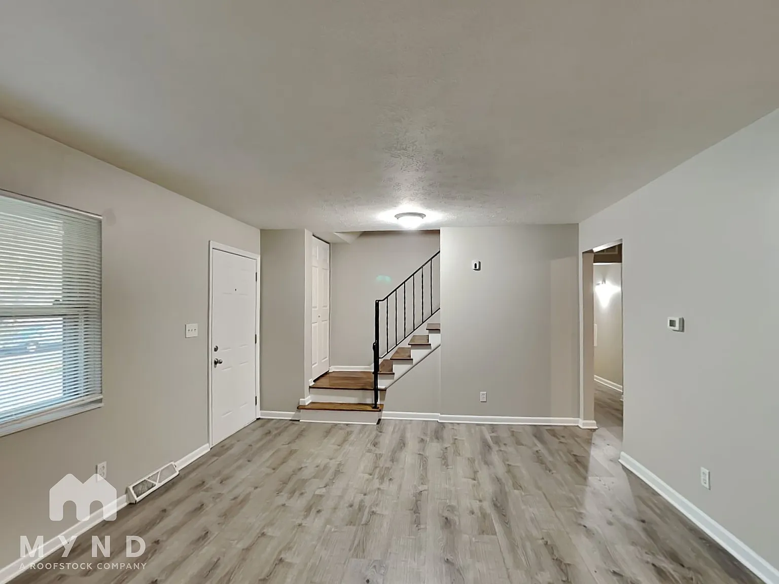 4 bed, 3.0 bath, 2216 sqft, $2,959 — Photo 3