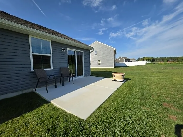 38493 Barberry St — Photo 31