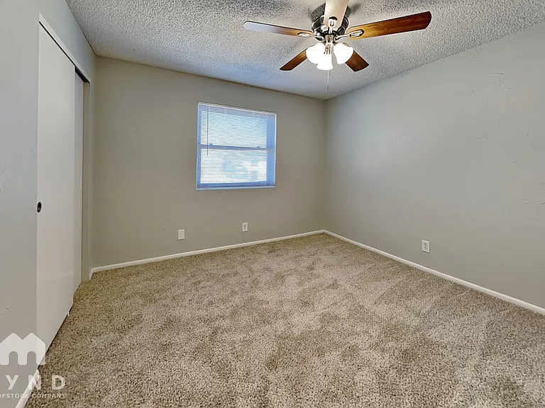 10716 N Arapaho Dr — Photo 12