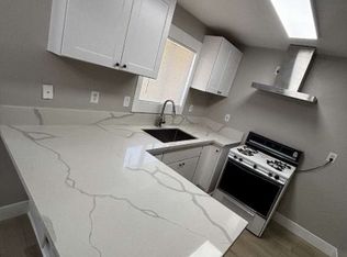16450 Quantico Rd APT 2, Apple Valley, CA 92307