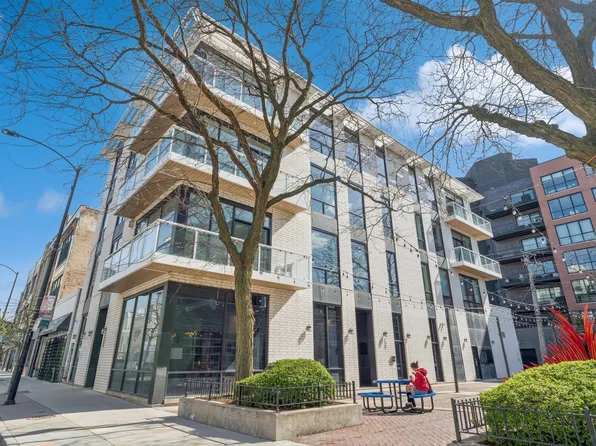 1258 N Milwaukee Ave #3S, Chicago, IL 60622