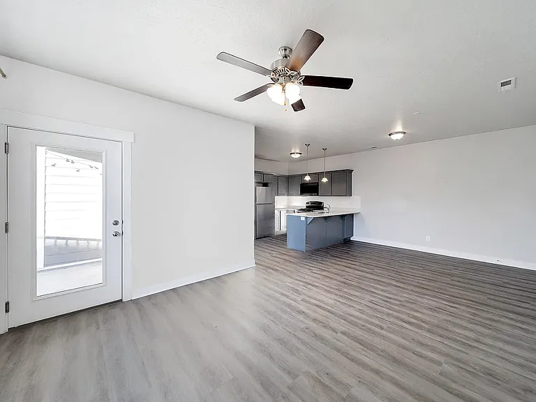 13084 S Tortola Dr #201 — Photo 2