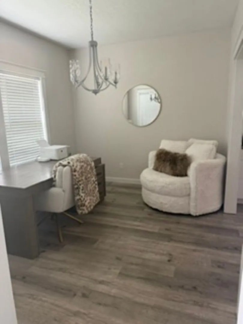 Immaculate West Meridian Home — Photo 2