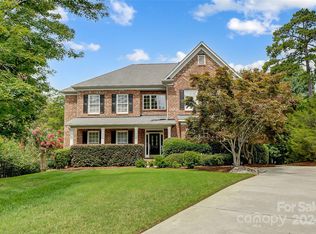 1461 Finsbury Ln, Tega Cay, SC 29708