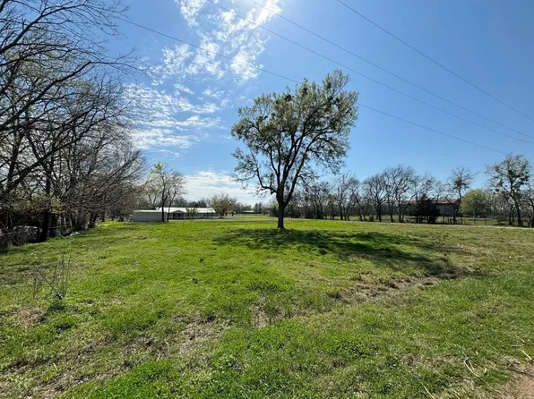 99 Sherman Ave, Cooper, TX 75432