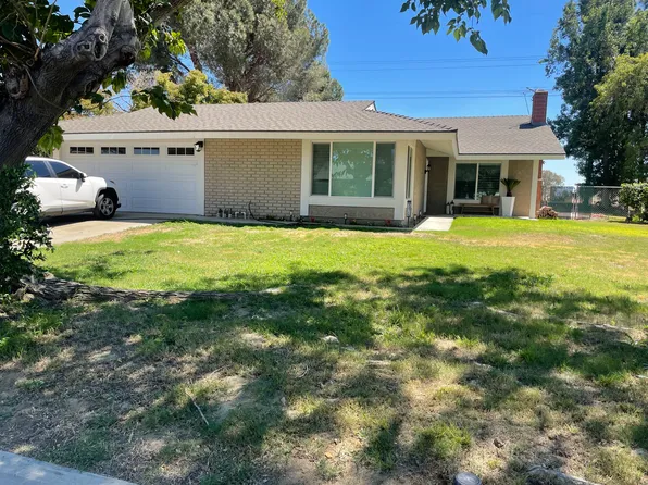 13715 Westward Dr, Fontana, CA 92337