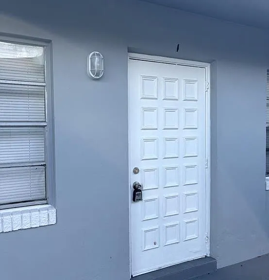 4031 NW 30th Ter #1 — Photo 5