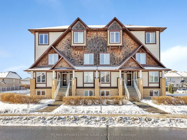 753 Lakeridge Dr, Ottawa, ON K4A 0N5
