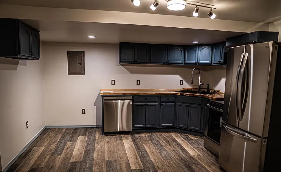 1 bed, 700 sqft, $975 — Photo 3