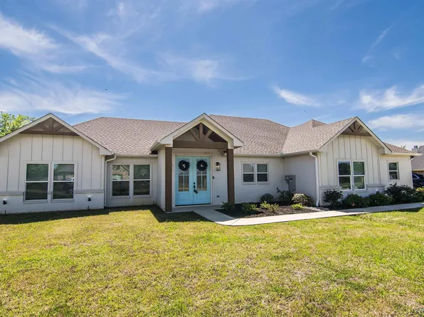 4510 Windsor Park Ln, Kilgore, TX 75662