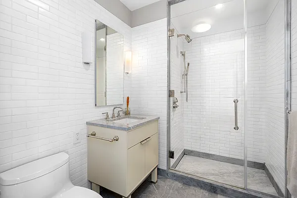 Sold by Corcoran | media 21