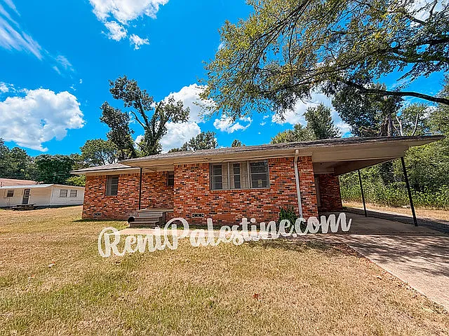 3 bed, 1175 sqft, $1,195 — Photo 1