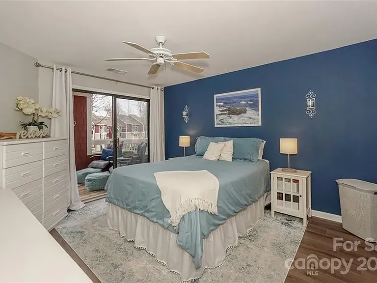 844 Southwest Dr — Photo 9