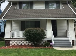 846 Nela View Rd, Cleveland, OH 44112