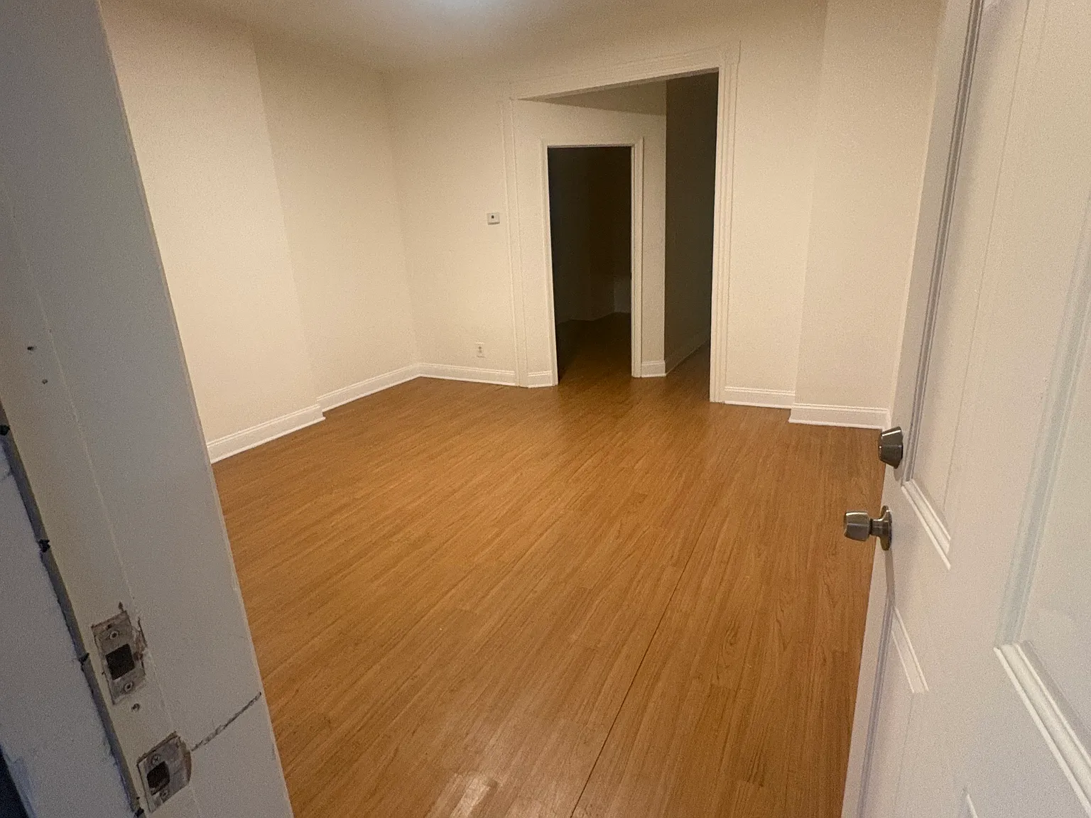 3 bed, 1442 sqft, $1,950 — Photo 2