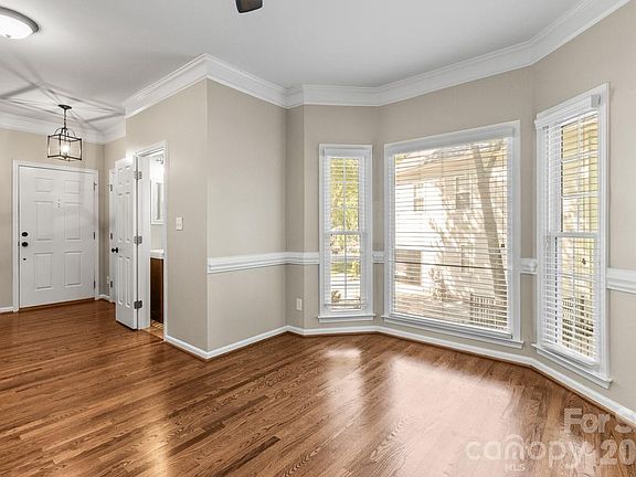 2nd image of 107 Jib Ln