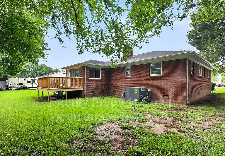 3916 Piney Grove Rd — Photo 32