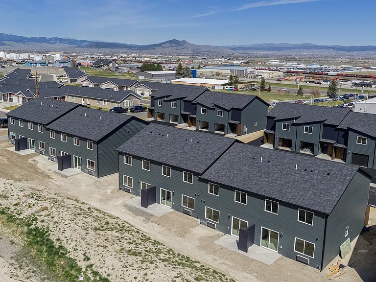 3375 Crosswind Ct #2 — Photo 31