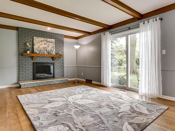 2nd image of 3866 Braidwood Dr