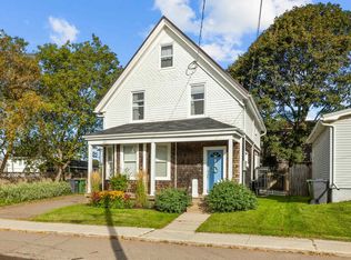 37 Reserve St, Charlottetown, PE C1A2K9