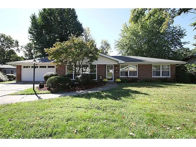 7204 Yorker Dr photo 1
