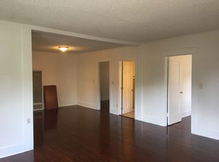 2412 W Alhambra Rd, Alhambra, CA 91801