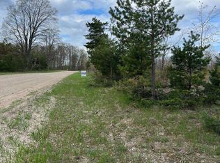 Carmean Rd, Honor, MI 49640