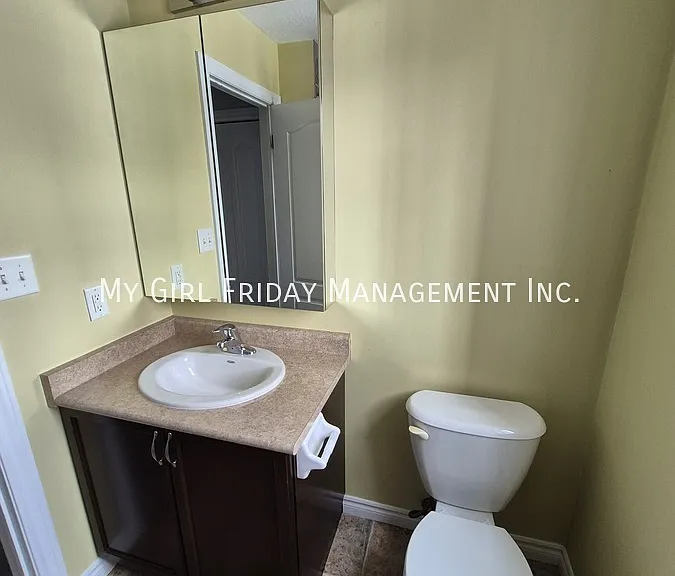 55 Mooregate Cres #7 — Photo 8