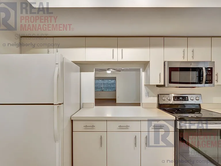 3777 Bonaventure Ct — Photo 9