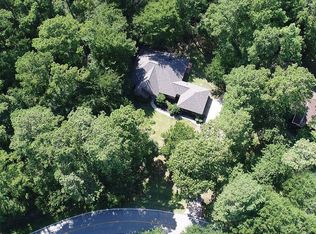 1718 Coe Rd, Pinehurst, TX 77362