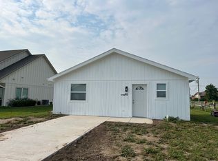 1013 Lingonberry Ln, Lindsborg, KS 67456