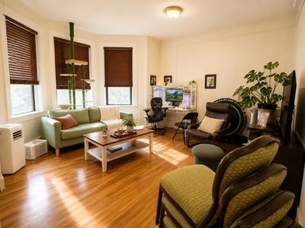 913 Boylston St, Boston, MA
