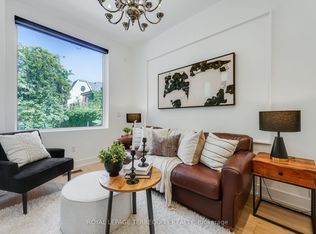 2 Glasgow St, Toronto, ON M5T 2B9