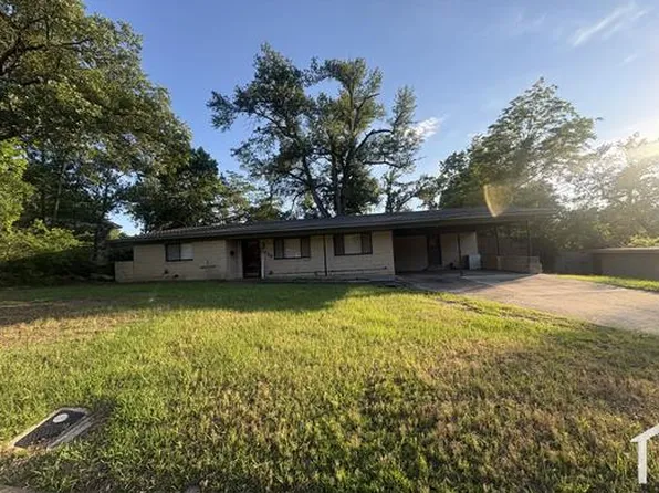 2719 Brentwood Dr, Tyler, TX 75701
