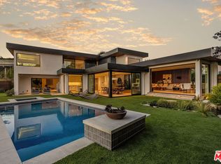 2261 Hercules Dr, Los Angeles, CA 90046