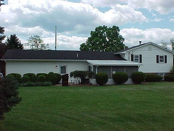 2nd image of 233 Emerald Ln