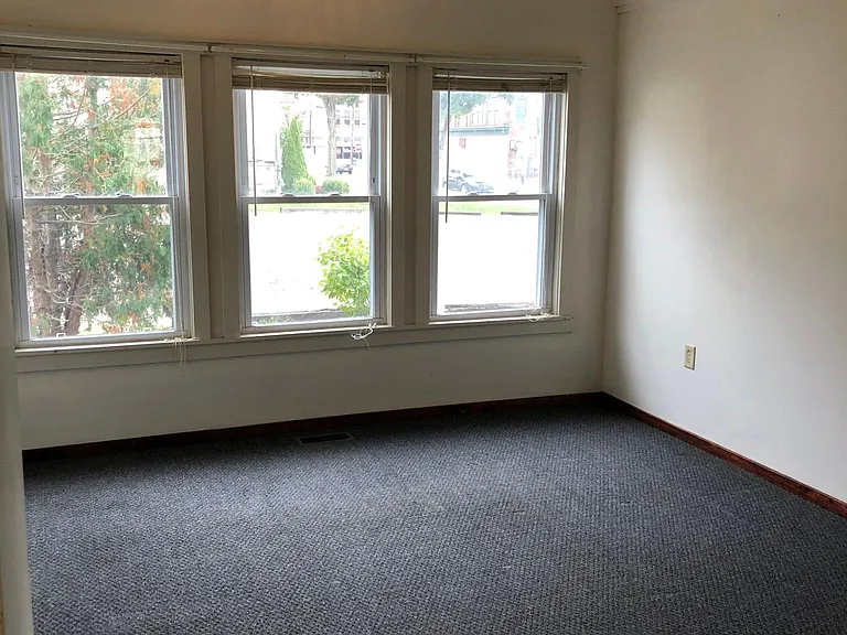 204 Lockhart St #2 — Photo 1