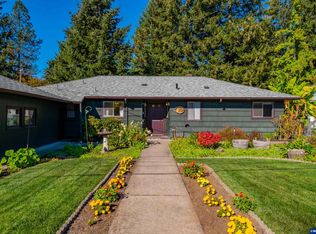 518 Oak Ter, Sweet Home, OR 97386