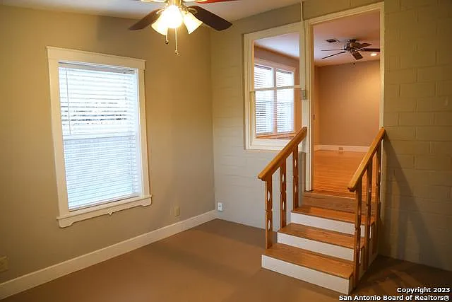 208 S Winston Ln — Photo 26