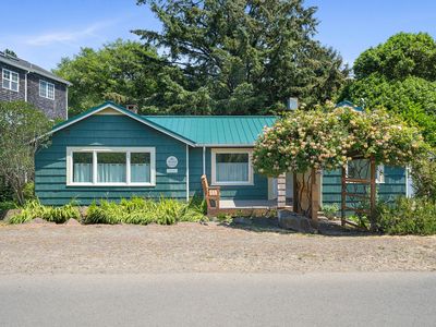 1355 Sunset Ave, Oceanside, OR, 97134