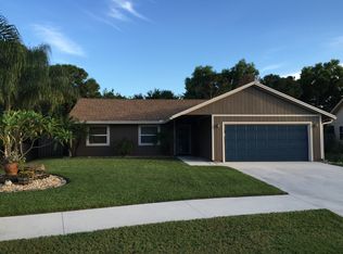 3930 SE Walnut Pl, Stuart, FL 34997