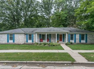 1611 E Bluebird Ln, Appleton, WI 54915