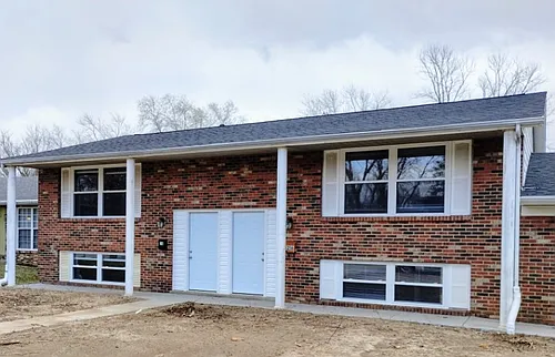 216 Castellano Dr Photo 1