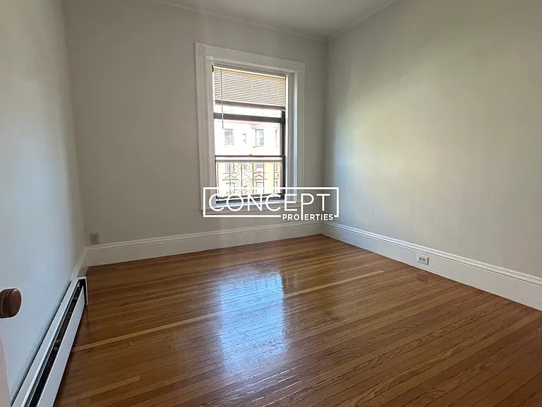 499 Beacon St #7 — Photo 5