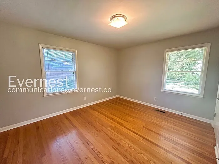 711 Elliott Dr — Photo 19